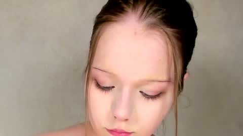 MelMooon online show from June 29, 7:46 pm