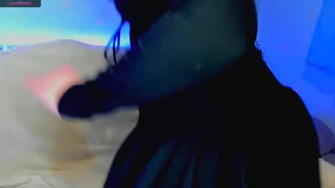 MelMooon online show from February 14, 8:48 pm