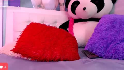 melody online show from February 5, 8:45 pm