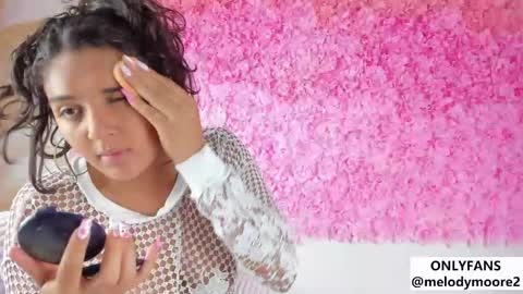 Melody online show from December 13, 10:16 pm