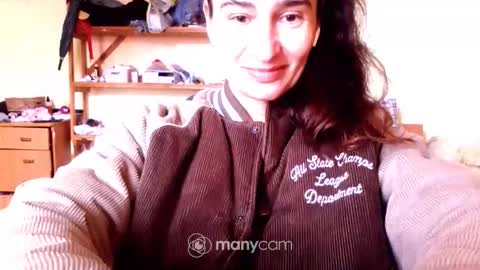 Yummygirl online show from November 15, 8:15 am