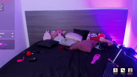  CRISTAL  online show from April 28, 2:27 am