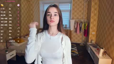 Julie online show from December 21, 12:09 pm