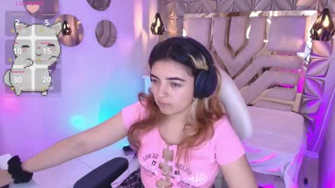 Snapshot of meraki_fraise chatting on September 13, 7:44 pm online show from September 13, 7:44 pm