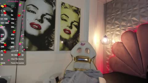 Snapshot of meraki_fraise chatting on January 31, 7:18 pm online show from January 31, 7:18 pm