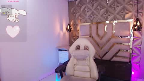 Snapshot of meraki_fraise chatting on October 7, 7:07 pm online show from October 7, 7:07 pm
