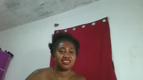 Snapshot of meraldaaaa chatting on October 17, 2:42 pm meraldaaaa online show from October 17, 2:42 pm
