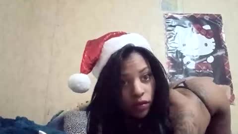 mercedesmakesyoucum6999 online show from December 19, 5:32 am