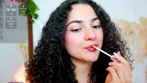Merida Bell online show from July 27, 1:35 am