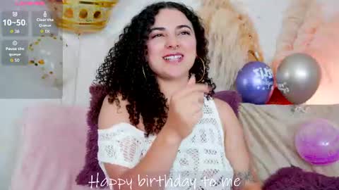 Merida Bell online show from June 29, 8:52 pm
