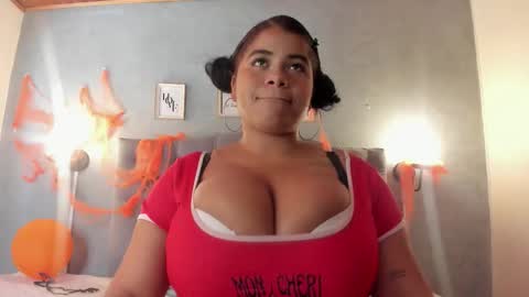 meridalane online show from October 24, 7:43 pm