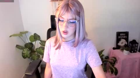 laura 3 i am independent model online show from November 10, 3:01 am