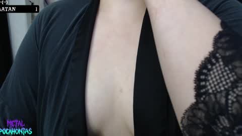 Snapshot of metalpocahotass chatting on March 12, 1:51 pm MetalPocahotass online show from March 12, 1:51 pm