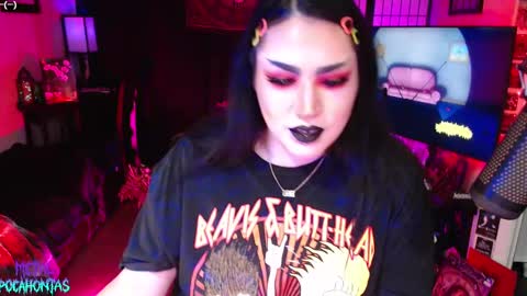 Snapshot of metalpocahotass chatting on March 4, 3:11 am MetalPocahotass online show from March 4, 3:11 am