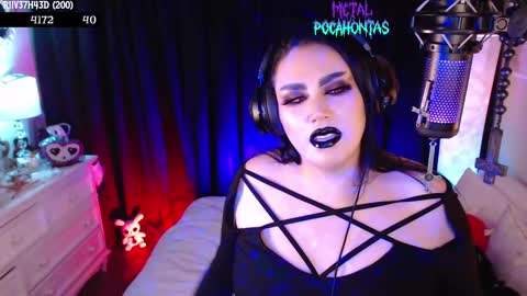 Snapshot of metalpocahotass chatting on September 11, 11:38 pm MetalPocahotass online show from September 11, 11:38 pm