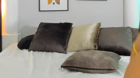 Mhonica Hernandez online show from January 29, 4:26 am