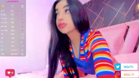 Snapshot of mia77_ chatting on October 31, 3:19 am Mia online show from October 31, 3:19 am