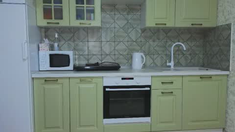 Mia online show from March 10, 8:24 pm