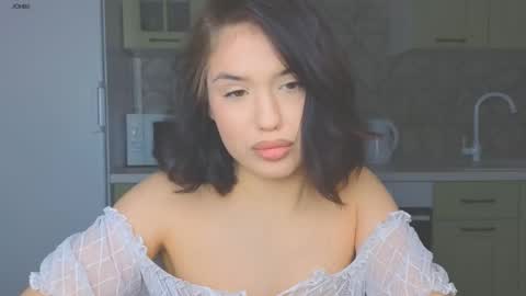 Snapshot of mia___lunaa chatting on February 23, 10:16 pm Mia online show from February 23, 10:16 pm