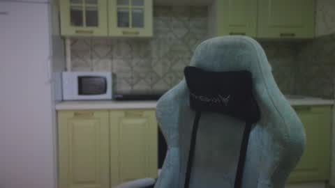 Snapshot of mia___lunaa chatting on September 24, 10:09 pm Mia online show from September 24, 10:09 pm