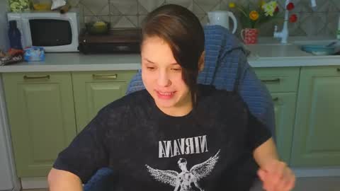 Mia online show from April 28, 2:27 am