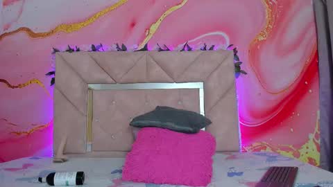 mia__blaze_ online show from November 22, 3:09 am