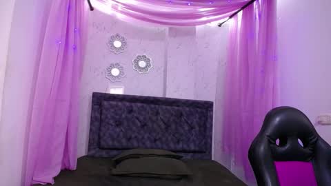  MIA online show from October 5, 2:44 pm