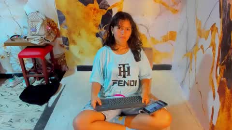 Mia online show from January 11, 7:19 pm