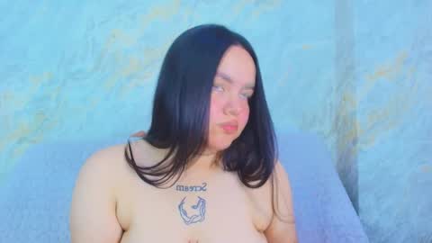 Mia  online show from April 20, 12:08 pm