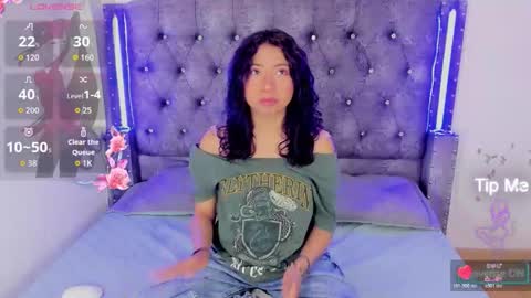 mia_cavallii online show from March 4, 12:12 pm