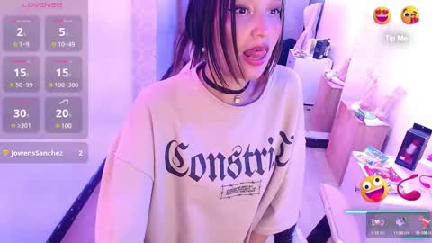 Snapshot of mia_collens_ chatting on February 14, 12:41 am MIA online show from February 14, 12:41 am