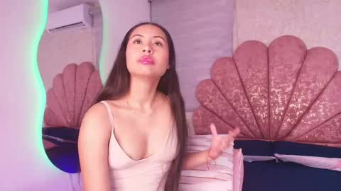 Mia  online show from April 27, 3:14 am