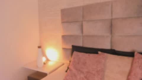 Mia crawford online show from April 20, 12:08 pm