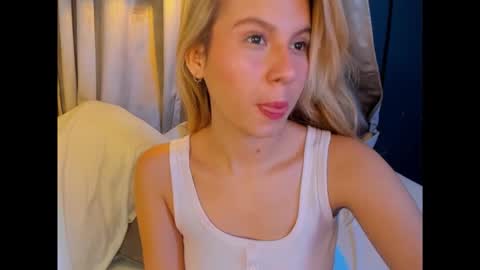 M I A  online show from June 8, 8:19 pm
