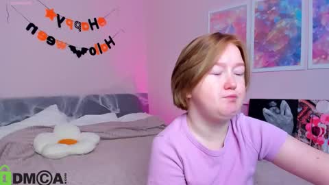 Mia online show from October 29, 2:49 am