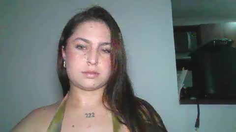 mia fox online show from December 19, 9:01 am