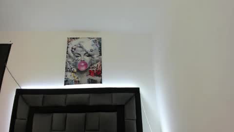 mia fox online show from February 3, 12:32 pm