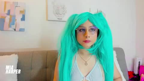 Mia online show from June 7, 2:51 am