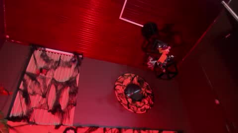 Val  online show from October 25, 11:40 am