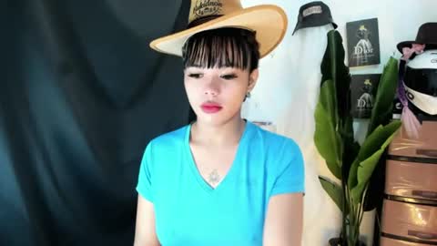 M I A online show from June 12, 3:03 am