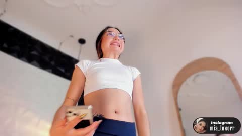 mia_luxor online show from February 16, 11:54 am