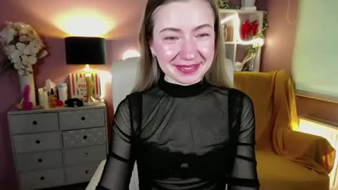 Mia online show from February 22, 7:34 am