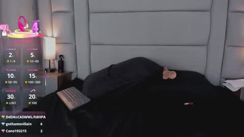    online show from October 31, 9:41 pm