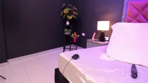 MIA  online show from June 5, 7:31 pm