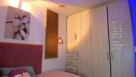 Mia Nevaeh - follow me online show from November 24, 9:17 pm