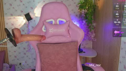 MIA online show from April 8, 4:36 am