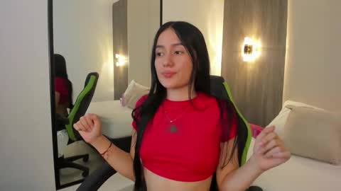 M I A online show from January 13, 3:27 pm