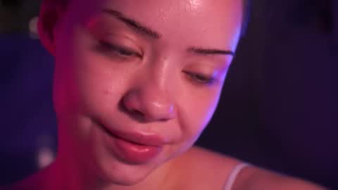 VixenMia online show from March 7, 4:30 am