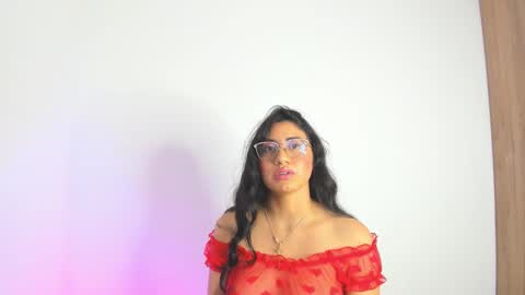 Mia online show from February 16, 1:16 am