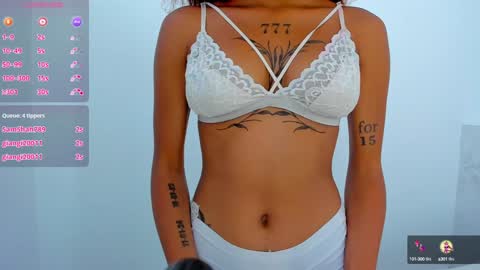Snapshot of miaa_roldan chatting on December 9, 7:18 pm Miaa online show from December 9, 7:18 pm